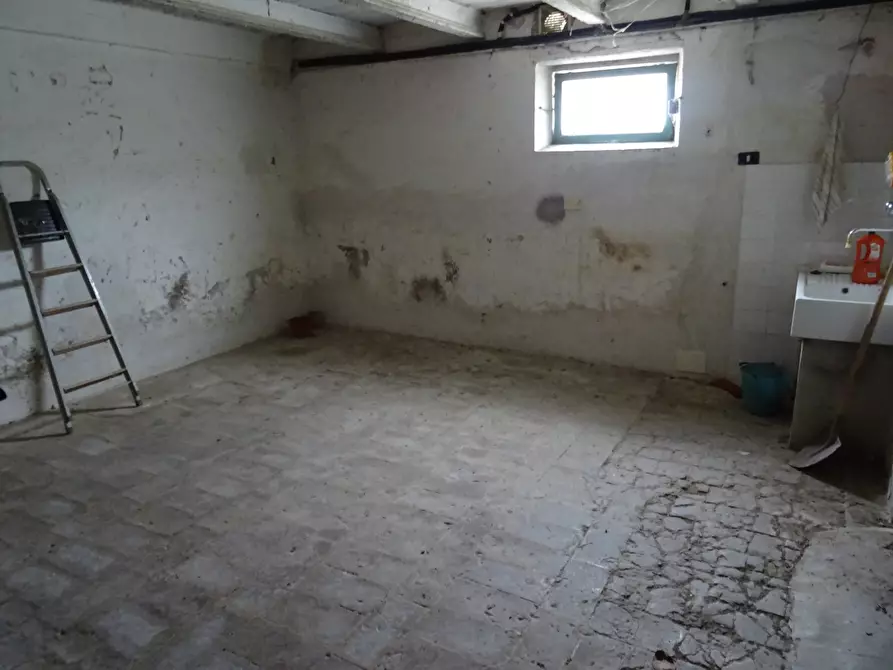 Immagine 21 di Rustico / casale in vendita  a Corinaldo