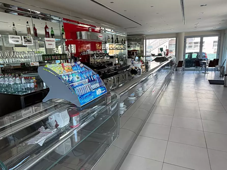 Immagine 3 di Bar / Ristorante in vendita  a Senigallia