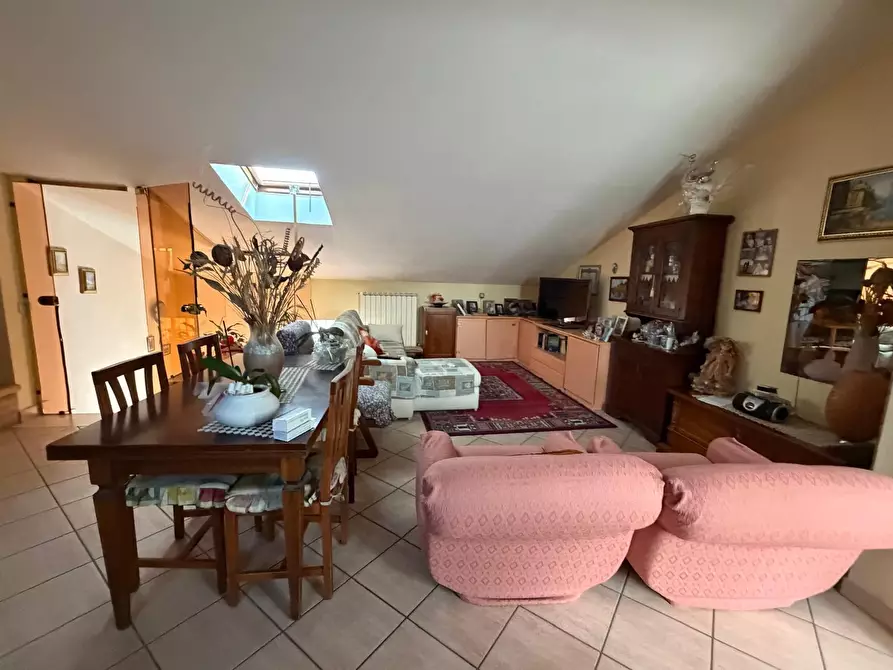 Immagine 47 di Casa trifamiliare in vendita  a Senigallia