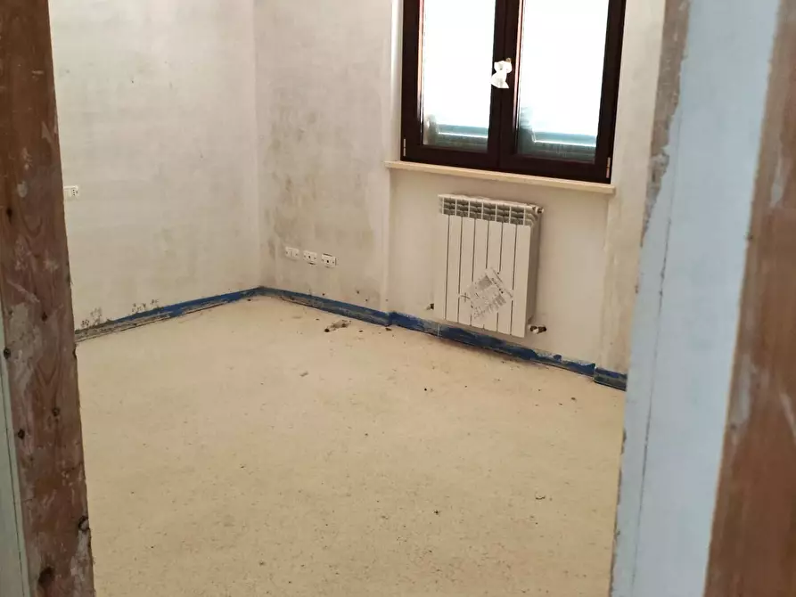 Immagine 5 di Trilocale in vendita  a Ostra Vetere