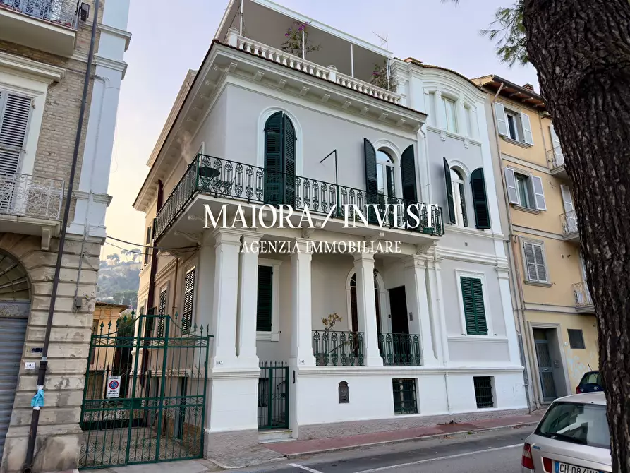 Immagine 26 di Pentalocale in vendita  in via Crucioli a Grottammare