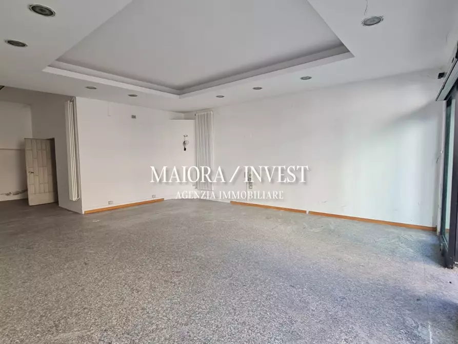 Immagine 1 di Locale commerciale in vendita  in via Corso Adriatico a Sant'egidio Alla Vibrata