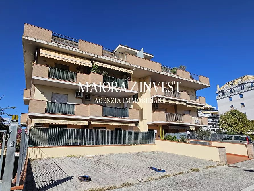 Immagine 32 di Bilocale in vendita  in Via del Perugino a San Benedetto Del Tronto