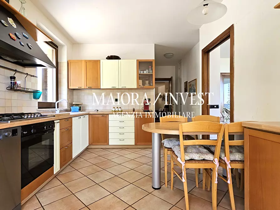 Immagine 16 di Villa in vendita  a Acquaviva Picena