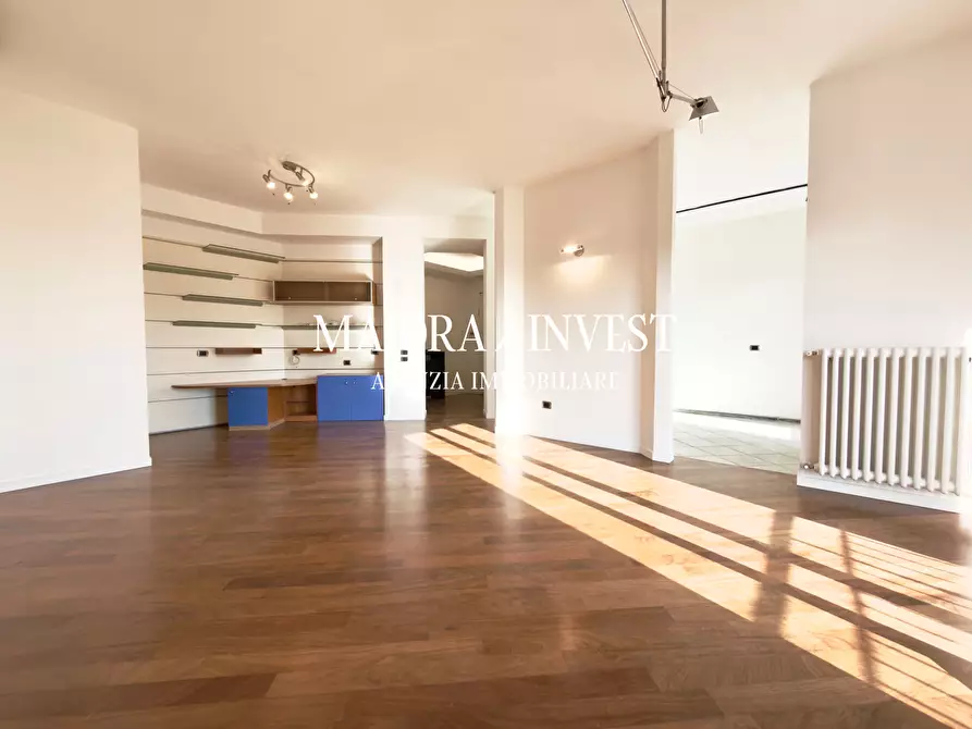 Immagine 3 di Pentalocale in vendita  in via Piemonte a San Benedetto Del Tronto