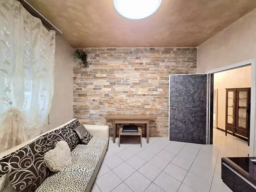 Immagine 1 di Bilocale in vendita  in Corso del Popolo 408 a Rovigo