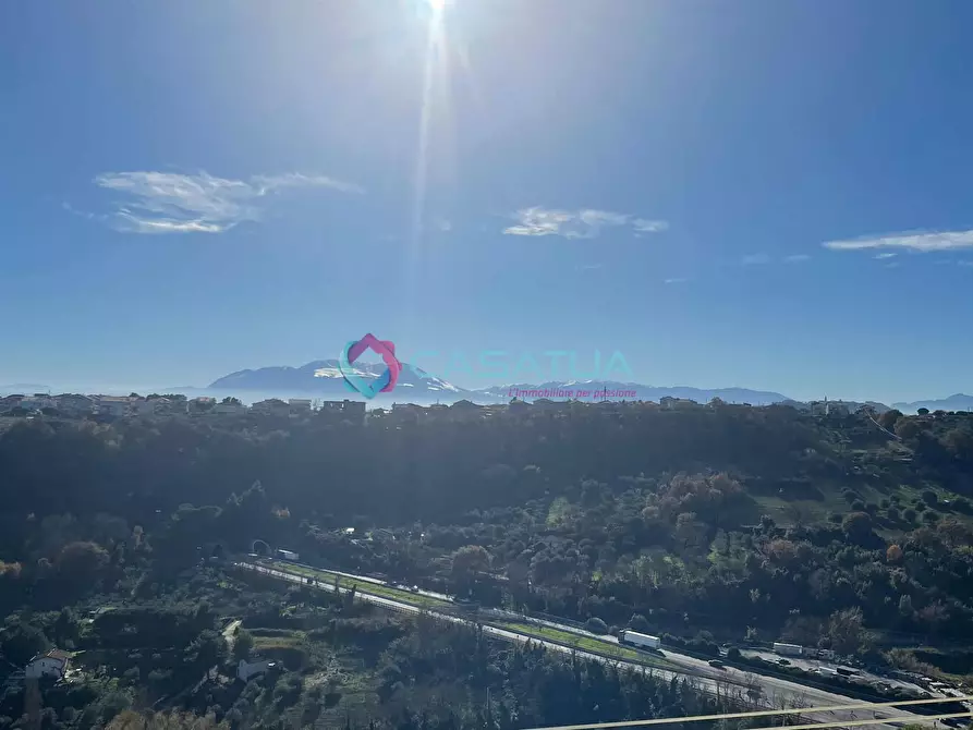 Immagine 32 di Trilocale in vendita  a Silvi