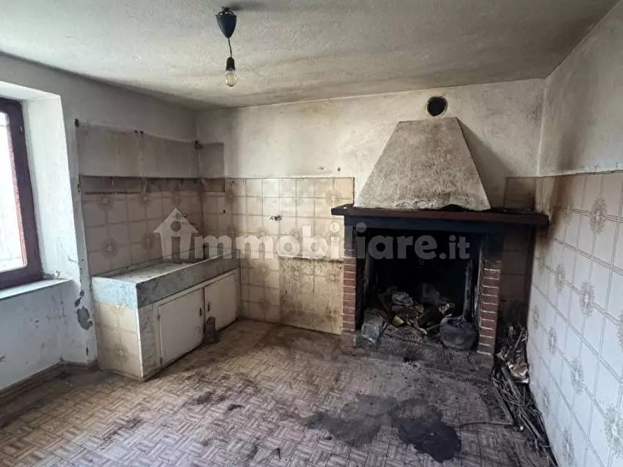 Immagine 11 di Casa indipendente in vendita  a Fosdinovo
