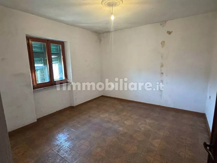 Immagine 15 di Casa indipendente in vendita  a Fosdinovo