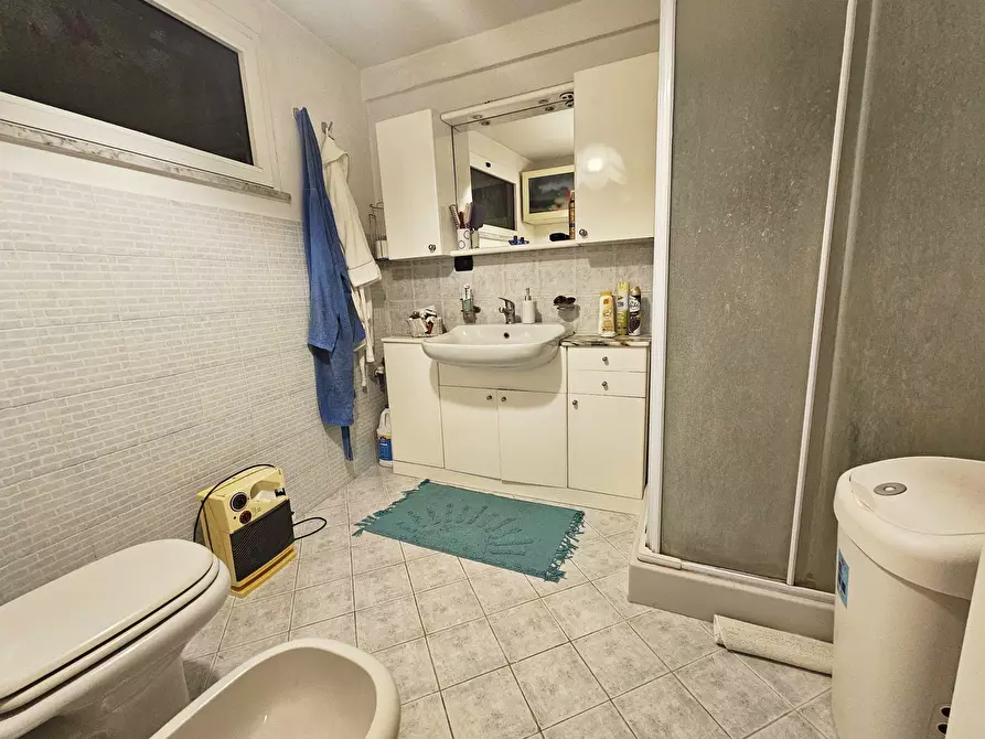 Immagine 27 di Trilocale in vendita  in Via XXV Aprile 44 a Ameglia