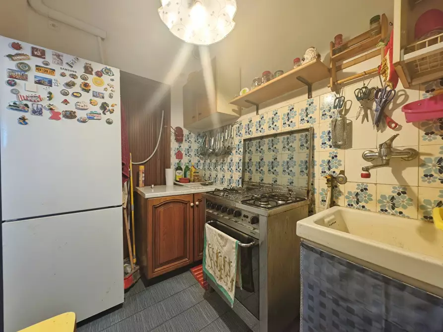 Immagine 21 di Quadrilocale in vendita  in Via Antonio Gramsci 31 a Ortonovo