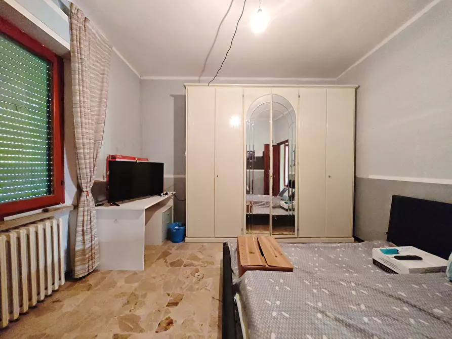 Immagine 39 di Porzione di casa in vendita  in SP23 683 a Castelnuovo Magra