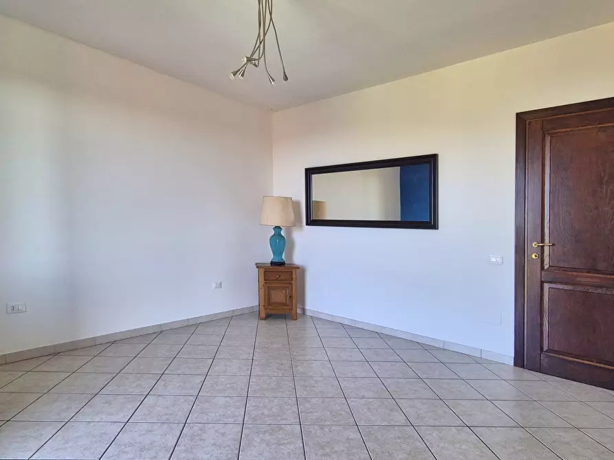 Immagine 25 di Trilocale in vendita  in Via Canale 106 a Castelnuovo Magra