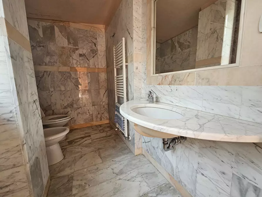 Immagine 16 di Porzione di casa in vendita  in Via Falcinello 144 a Sarzana