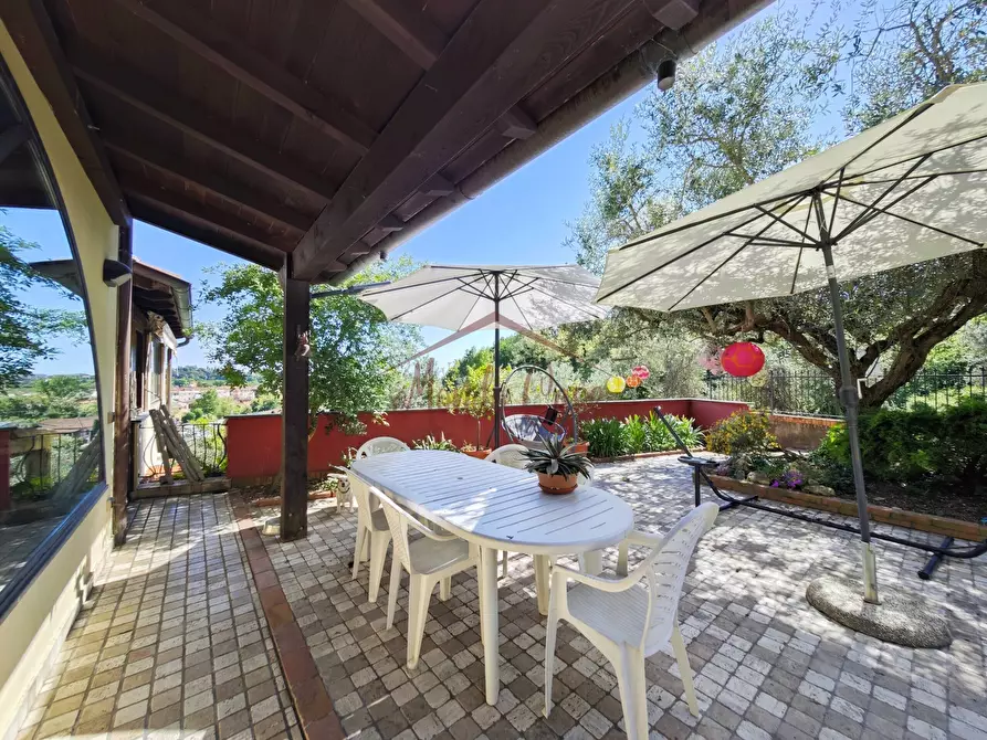 Immagine 4 di Villa in vendita  in Via Canalburo 66 A a Sarzana