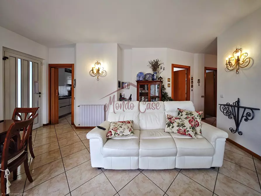 Immagine 26 di Porzione di casa in vendita  a Fosdinovo