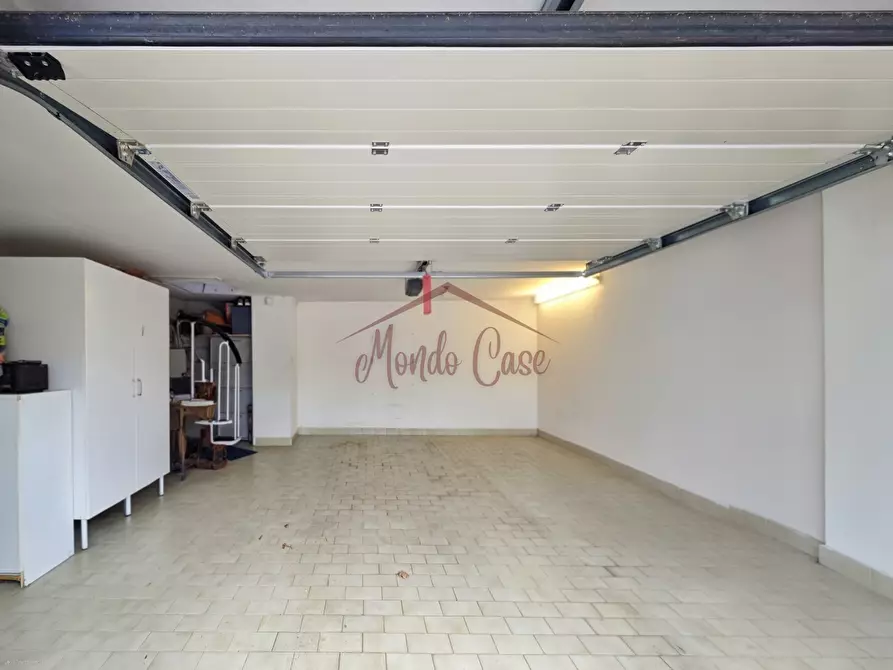 Immagine 44 di Porzione di casa in vendita  a Fosdinovo