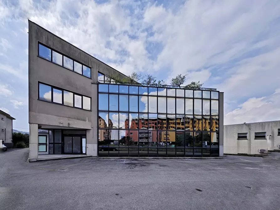 Immagine 43 di Ufficio in vendita  in Via Brigata Partigiana Ugo Muccini 92 a Sarzana