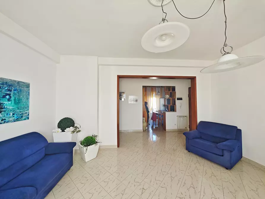 Immagine 5 di Quadrilocale in vendita  in Piazza Giacomo Matteotti 8 a Sarzana