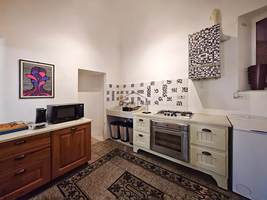 Immagine 14 di Trilocale in vendita  a Sarzana