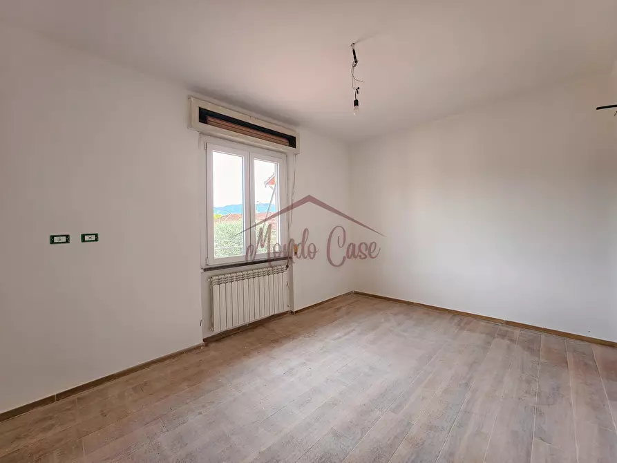 Immagine 33 di Porzione di casa in vendita  in Via Battifollo 53 a Sarzana