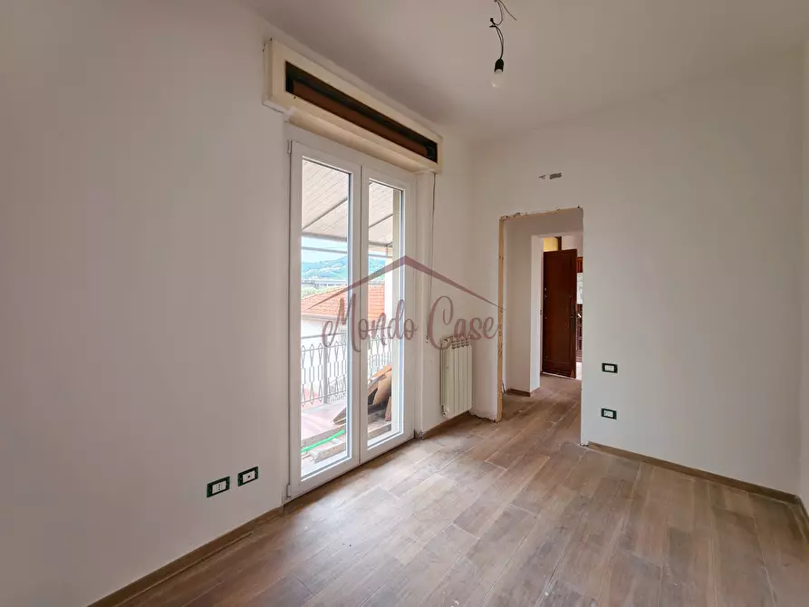 Immagine 13 di Porzione di casa in vendita  in Via Battifollo 53 a Sarzana