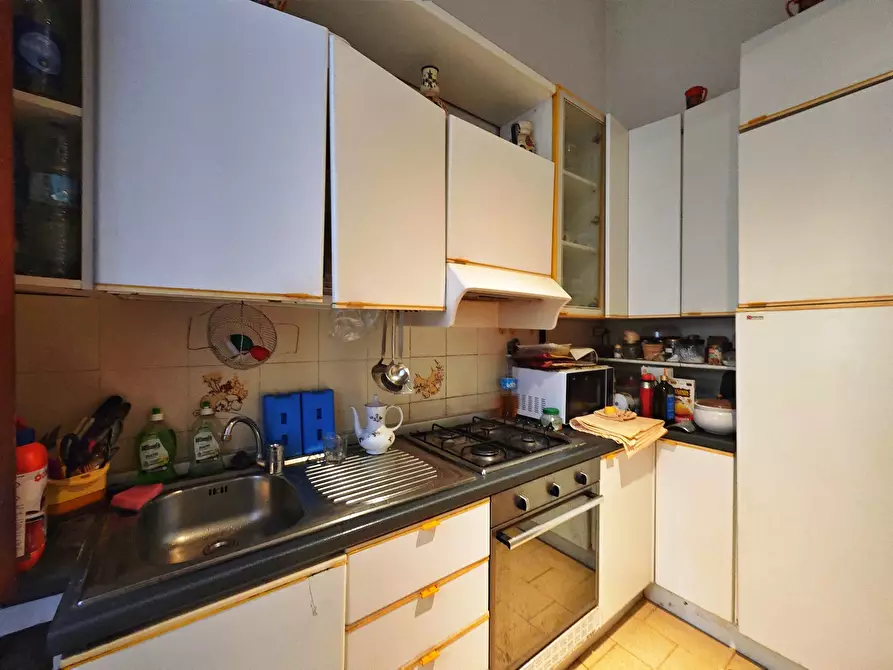 Immagine 47 di Quadrilocale in vendita  in Via Cigala a Sarzana