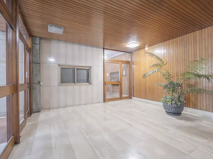 Immagine 7 di Ufficio in vendita  in corso monte cucco 135 a Torino