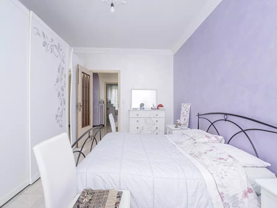 Immagine 15 di Trilocale in vendita  in Via Aosta 60 a Torino