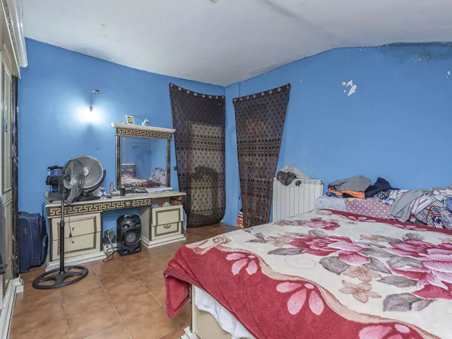 Immagine 14 di Bilocale in vendita  in Via Elvo 12 a Torino