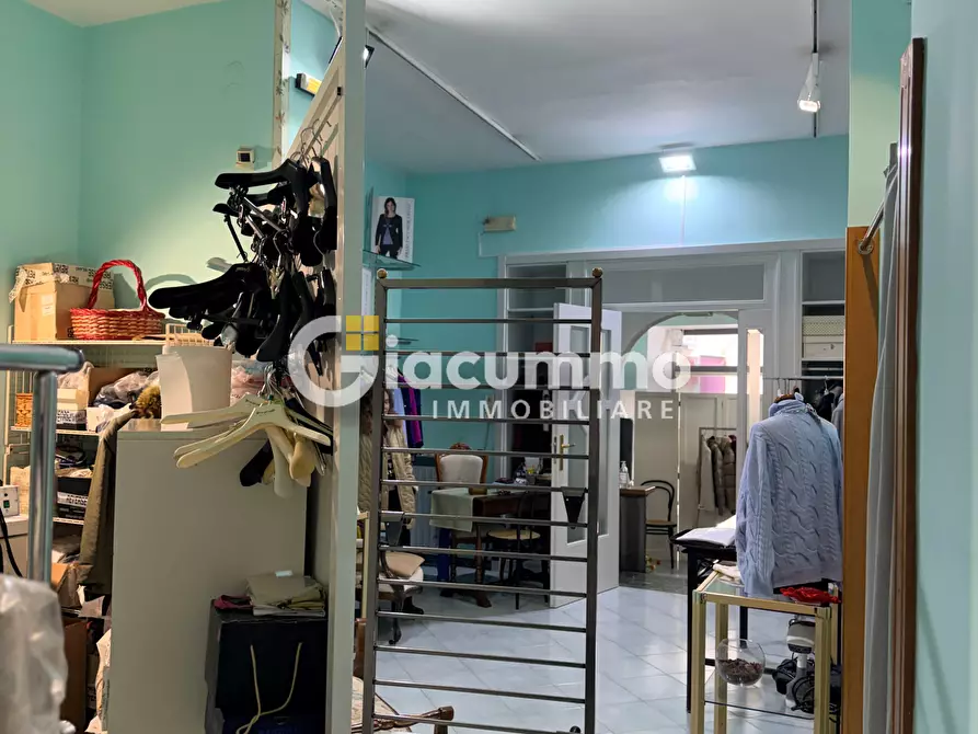 Immagine 8 di Locale commerciale in affitto  in Via Pretoria 117 a Potenza