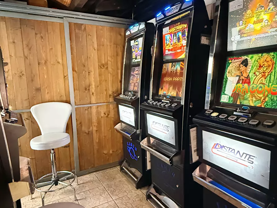 Immagine 14 di Bar / Ristorante in vendita  in Viale Della Libertà a Avigliano