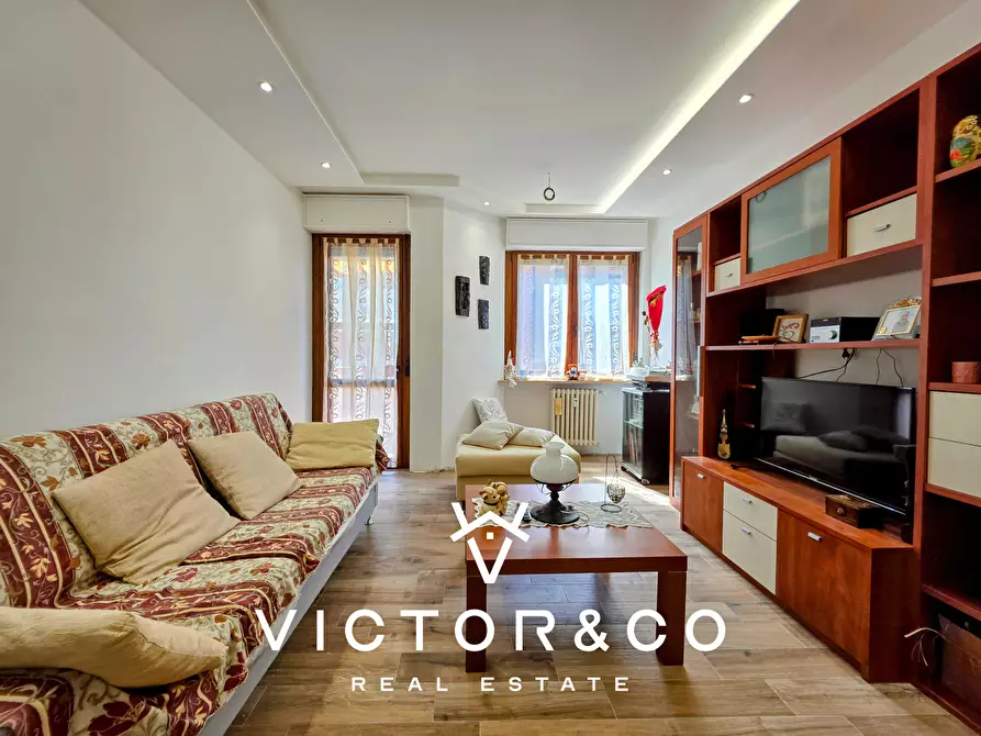 Immagine 1 di Trilocale in vendita  in Via Sant'Ambrogio snc a Romentino