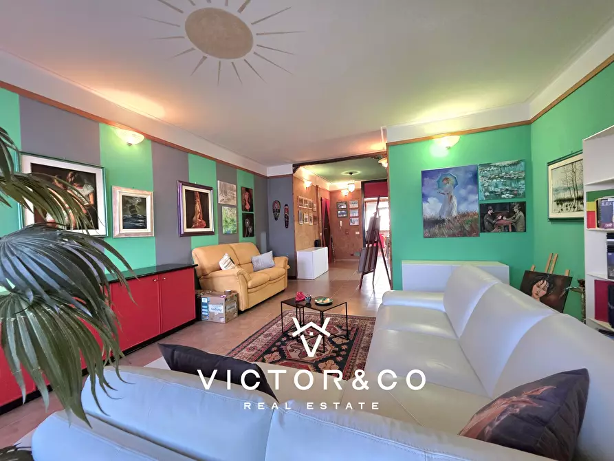 Immagine 4 di Trilocale in vendita  in Viale Giulio Cesare 119 a Novara