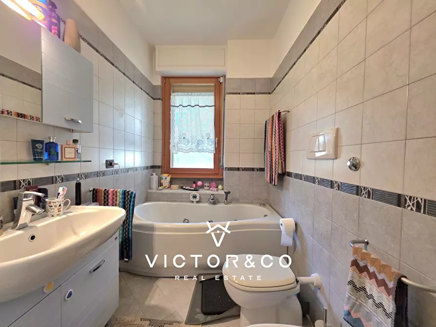 Immagine 23 di Quadrilocale in vendita  in Via Luigi Camoletti snc a Novara