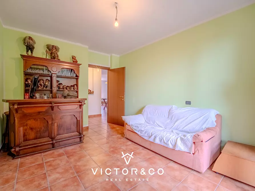 Immagine 15 di Casa bifamiliare in vendita  in Via Borghetto 4 a Casalino