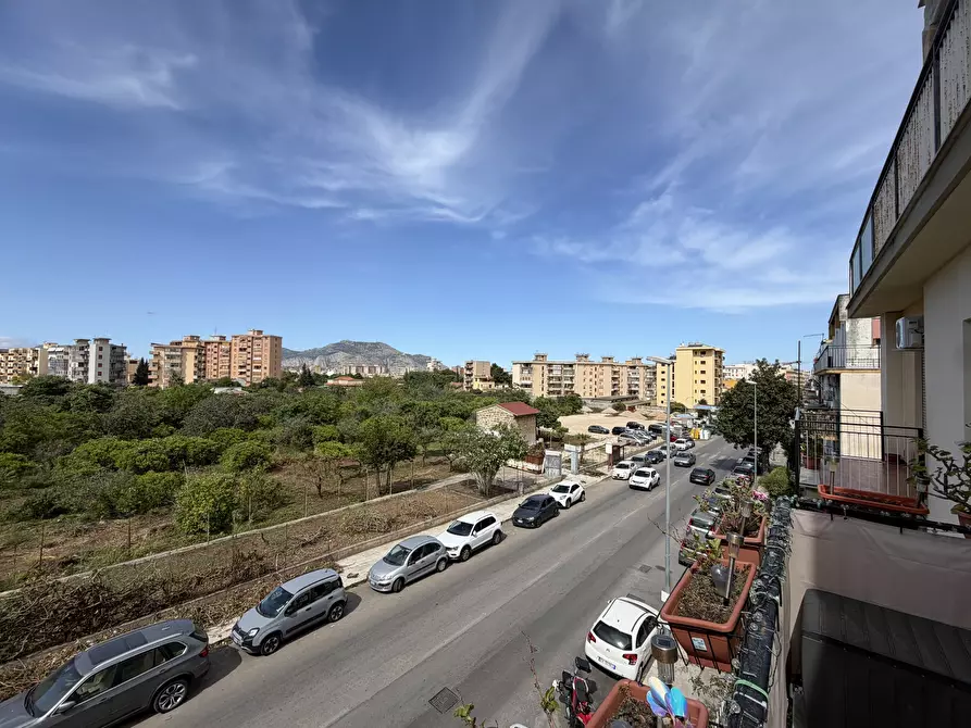Immagine 7 di Trilocale in vendita  in Via Giuseppe Pitrè a Palermo