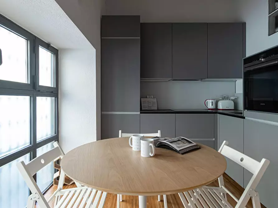 Immagine 3 di Trilocale in vendita  in Via Paolo Frisi 8 a Milano