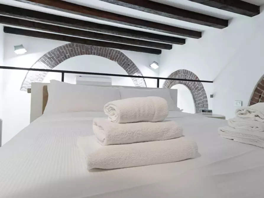 Immagine 21 di Trilocale in vendita  in Via Paolo Frisi 8 a Milano