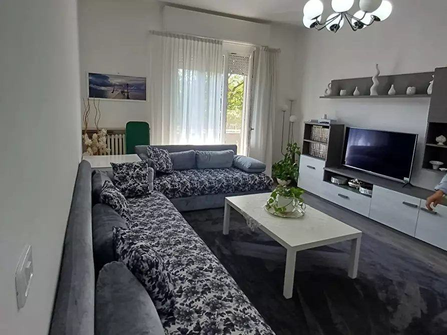 Immagine 9 di Trilocale in vendita  a Medesano