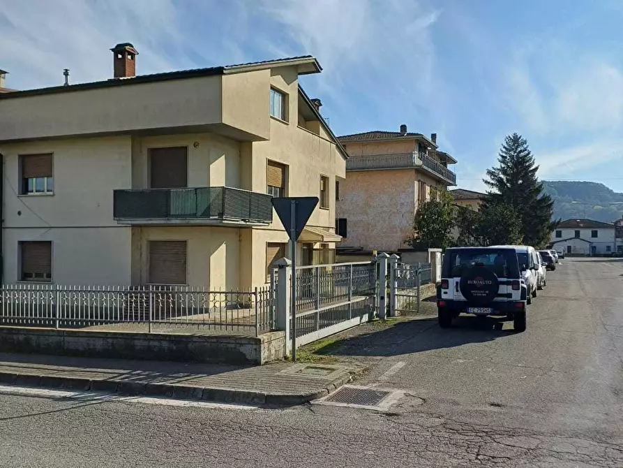 Immagine 22 di Trilocale in vendita  a Solignano
