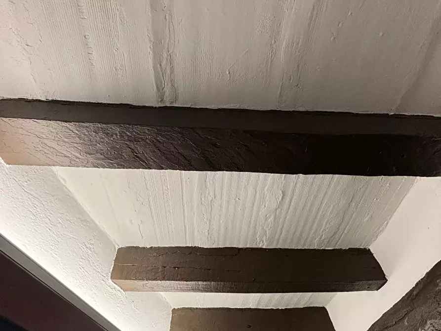 Immagine 34 di Porzione di casa in vendita  a Terenzo