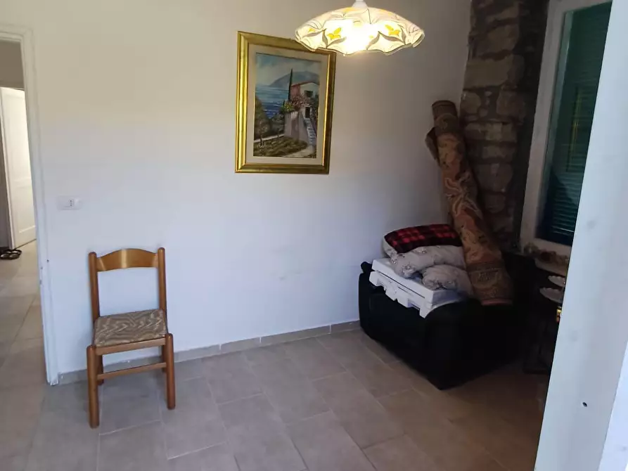 Immagine 20 di Trilocale in vendita  a Borgo Val Di Taro