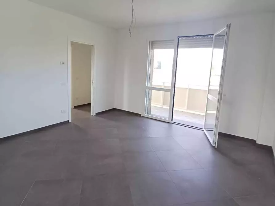 Immagine 39 di Bilocale in vendita  a Montechiarugolo