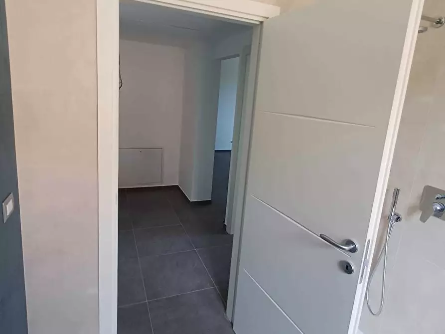 Immagine 18 di Trilocale in vendita  a Medesano