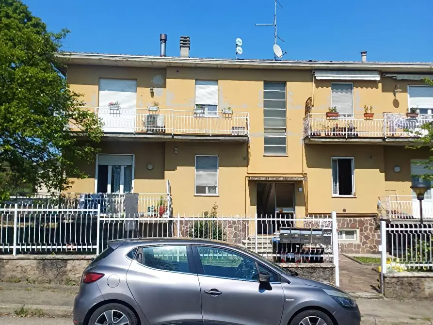 Immagine 2 di Trilocale in vendita  a Medesano