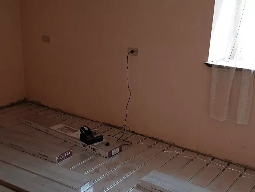 Immagine 23 di Terratetto in vendita  in Strada Per Piazza-Sivizzano a Fornovo Di Taro