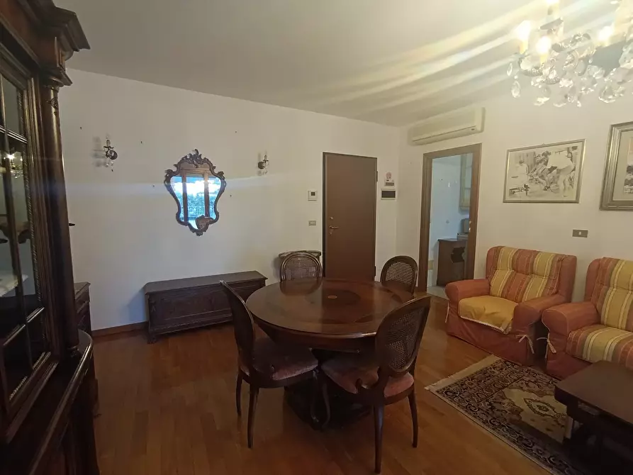 Immagine 7 di Quadrilocale in vendita  a Fornovo Di Taro