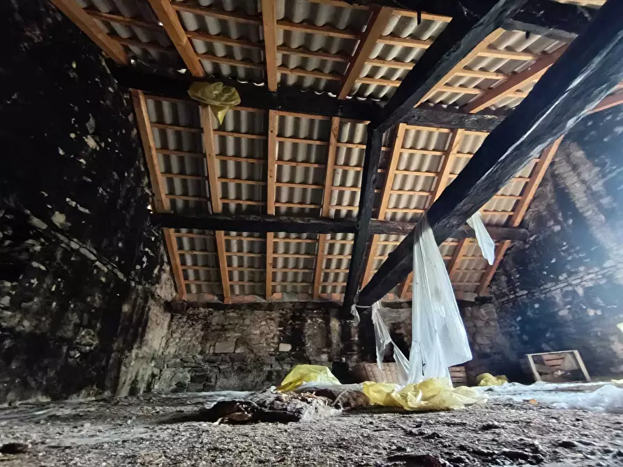 Immagine 8 di Porzione di casa in vendita  a Pellegrino Parmense