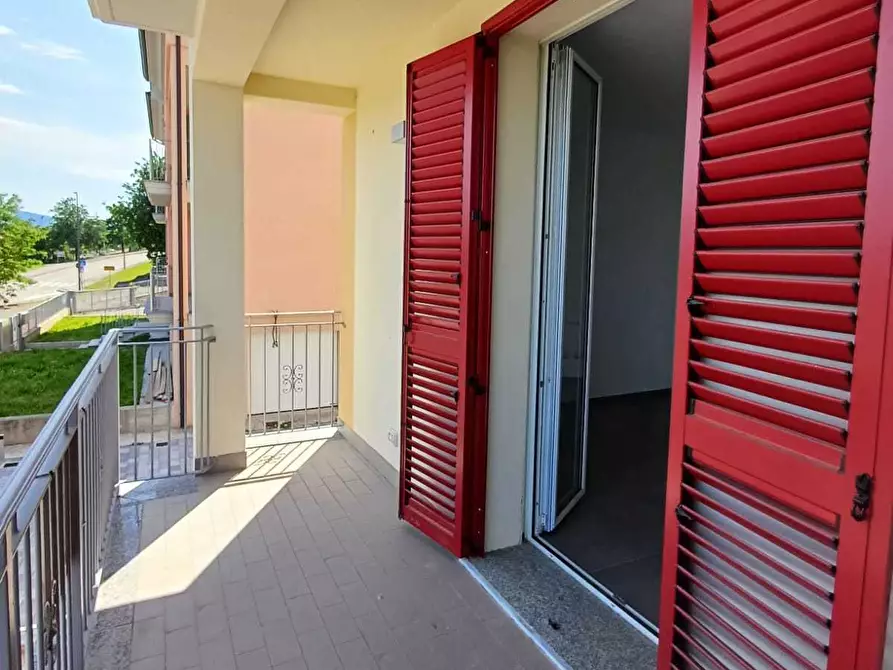 Immagine 9 di Bilocale in vendita  a Medesano